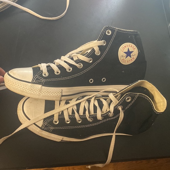 Converse shoes - Picture 6 of 7